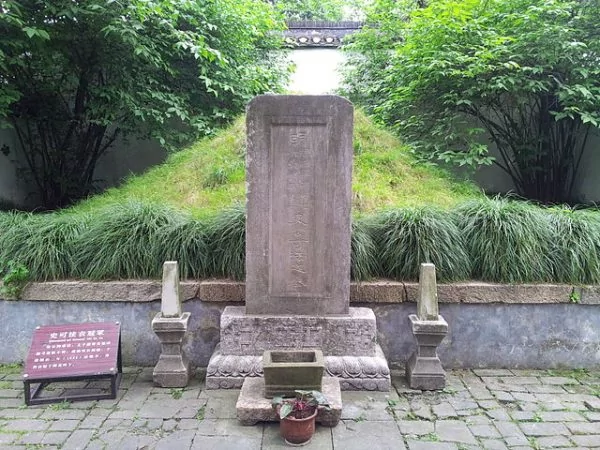 最深莫过于他俩的师徒恩…