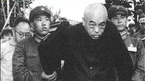 昔日恩怨根 彭德怀骂周恩来老奸巨猾