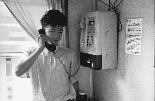 一位铁道工人用37年拍出的《火车上的中国人》!
