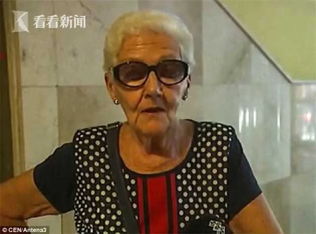80岁老妇项链遭抢 95岁闺蜜出手相助跳上劫匪背!