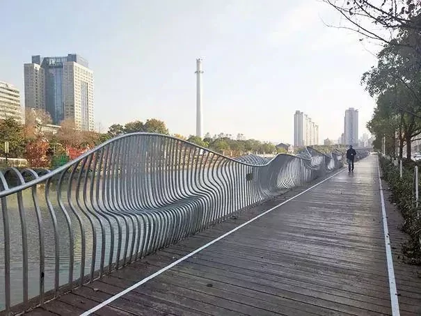 盘点奇葩又暖心的外国设计 这些设计师都是天使吗?