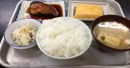 日本87岁老人竟用50年 只做一碗白米饭!