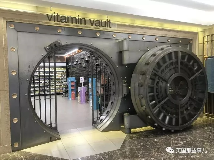 莫名发现地道 房顶挖出现金…老房子惊喜就是多!