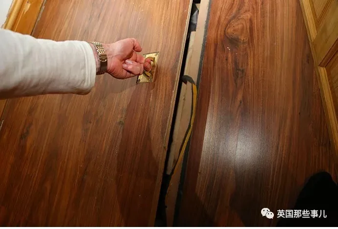 莫名发现地道 房顶挖出现金…老房子惊喜就是多!