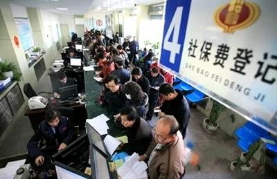 中国个体户观察：没钱了！中共翻旧账追缴2万亿 企业面临破产工人失业潮