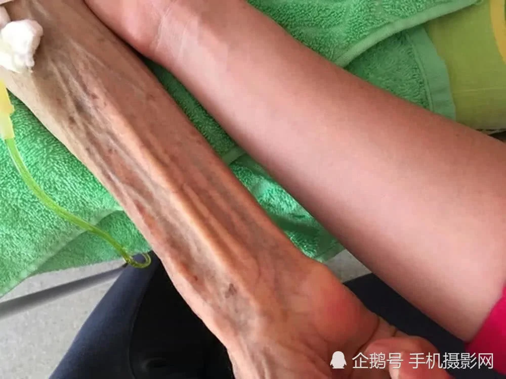 这些网友发出的时间痕迹照片 看了让人感慨心酸!