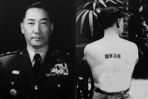 蒋介石之子背刺“精忠报国” 有不为人知的抗战经历!
