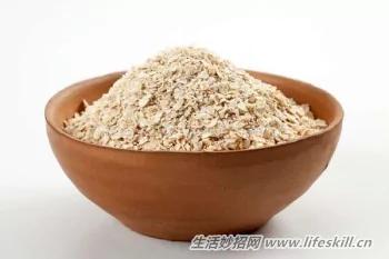 化学清洁剂伤身!试用这些无毒害的日常用品来清洁