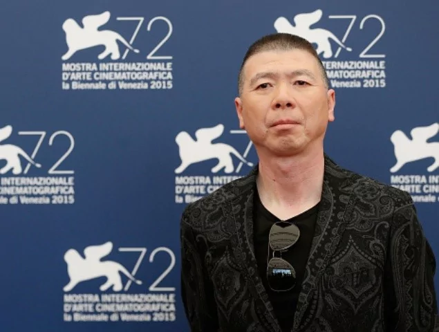 图为中国大陆知名导演冯小刚2015年9月12日在意大利威尼斯出席第72届威尼斯电影节。(Tristan Fewings/)