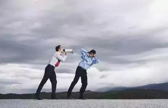 敢于当面批评你的人 才是你生命中的贵人!