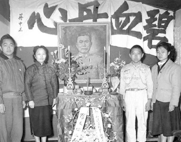 【罕见老照片】惨败于共军人海战术 国军宁可认输