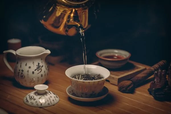 人生路漫漫 有三种茶不能喝 三种财不发 三种债不欠