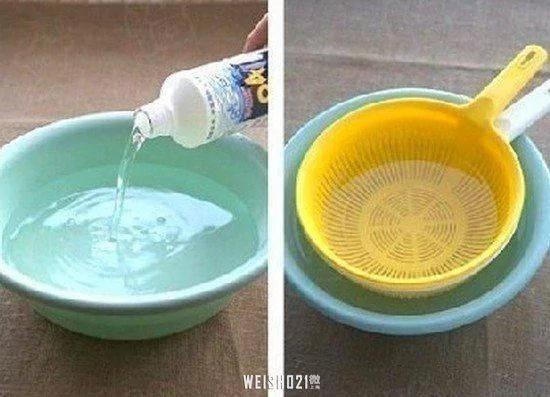塑胶菜篮缝隙污垢难清洁?清水中加【它】泡一泡 快速变千净