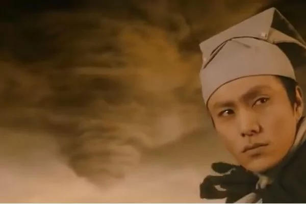 新疆现异象 是龙门飞甲?还是妖孽?…