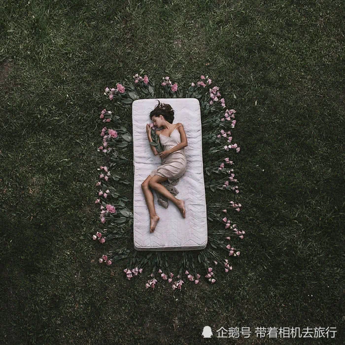女孩的“深度”自拍 每一张照片都演绎一句哲理