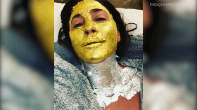 不惜血本只为美!英国知名女主持敷24K纯金面膜