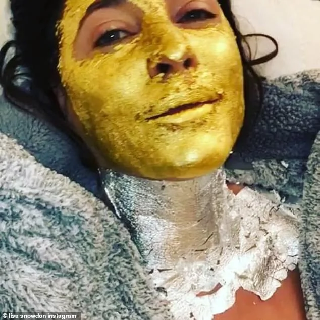 不惜血本只为美!英国知名女主持敷24K纯金面膜