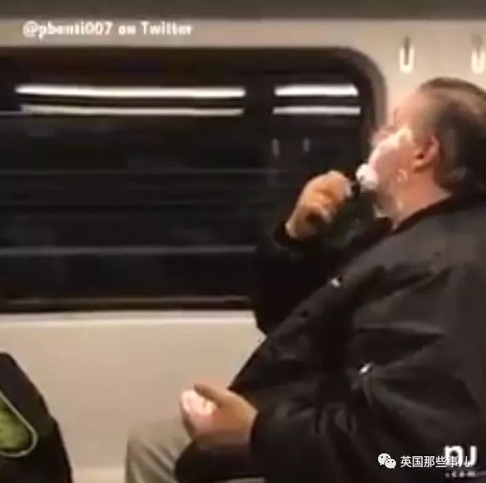 火车上刮胡子被录像遭网友嘲讽 而真相揭开后