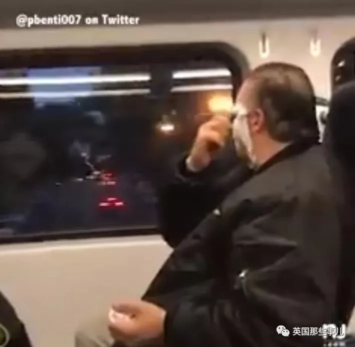 火车上刮胡子被录像遭网友嘲讽 而真相揭开后