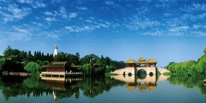 一座城一首诗看看属于你城市的诗词是哪首