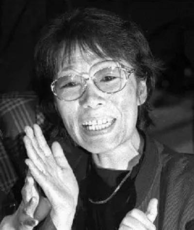 从美女到“黑发魔女”日本赤军的组建者重信房子