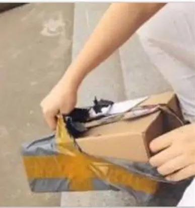 老婆一天收13个包裹 节俭的母亲要我离婚!拆开包裹后才发现我错怪她了!