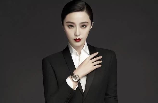 网路传出范冰冰找人算命时,被警方当场逮人。(图/范冰冰微博)
