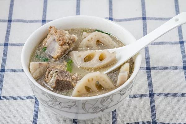 莲藕:中医都爱的养生食物止血养胃20种妙用