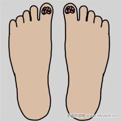 想不到足底按摩竟有这么多好处 为了健康按起来!