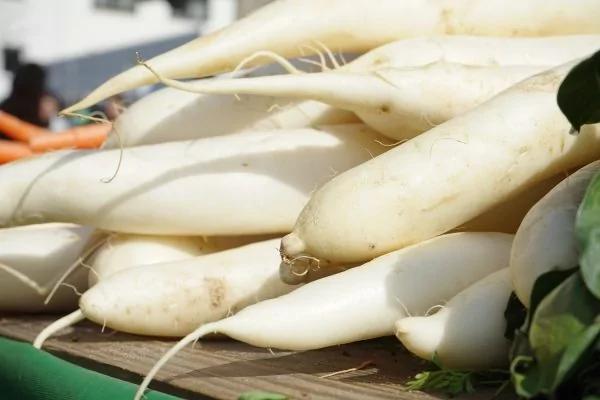 一不小心“秋膘”贴多了怎么办?餐桌上加点它 清肠刮脂 不发胖!