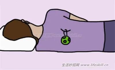 都说左侧睡有益健康 具体有哪些好处呢?