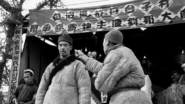 颜昌海:毛泽东为什么要进行血腥“土改”?