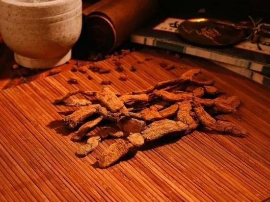 好肾是可以吃出来的 那些被低估的3种补肾食物!