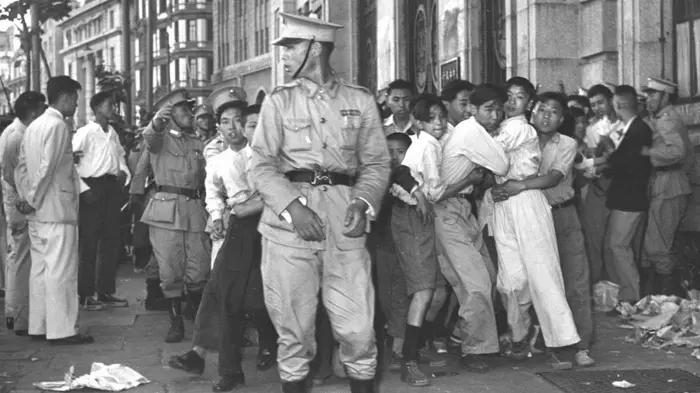 后帝制时代的警察问题