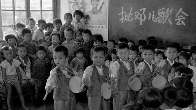 读辛子陵先生的《红太阳的陨落》