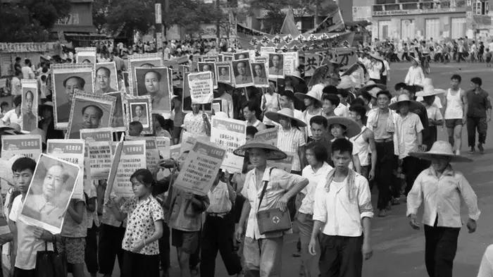 七根“鸡毛”把我打成右派 四瓣“蒜皮”判处“无期管制”