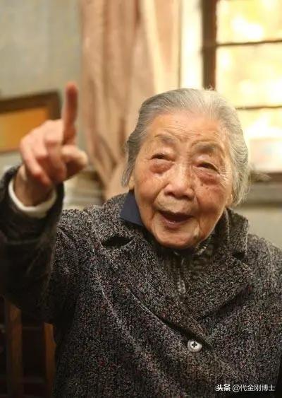 长寿可以复制!百岁文人的长寿秘诀大公开!