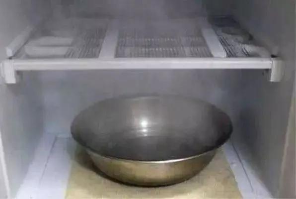 冰箱结霜危害大?别傻傻地不知道不清理 教你一分钟轻松搞定