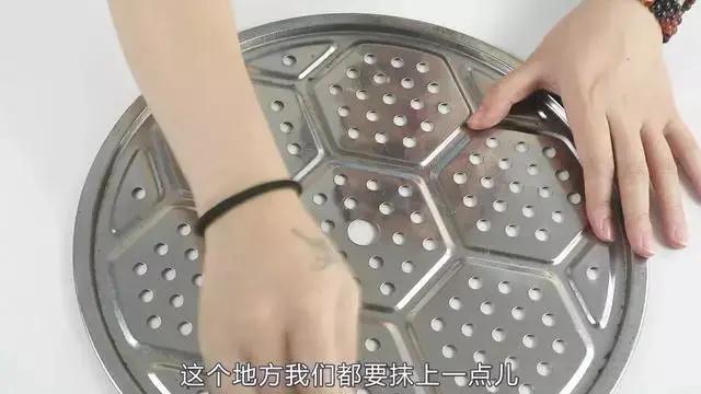 生姜在蒸笼上抹一抹 每个家庭都需要 涨知识了!