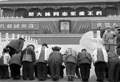 中国的人民是如何被“爱”上苏联的
