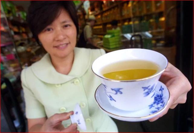 女性喝对"茶" 患乳癌风险降低25%