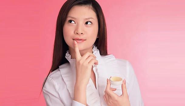 如何正确使用万金油与曼秀雷敦?