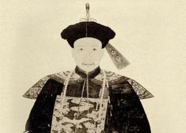 江峰史上今日: 赐死和珅—— “贪”的精髓 闷声发大财