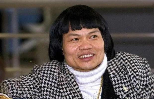 香港第一丑角跟着周星馳出名 今身家上億 ＊ 阿波羅新聞網