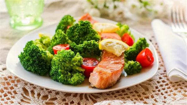 “心脏”决定寿命 常吃9种食物心脏更健康!