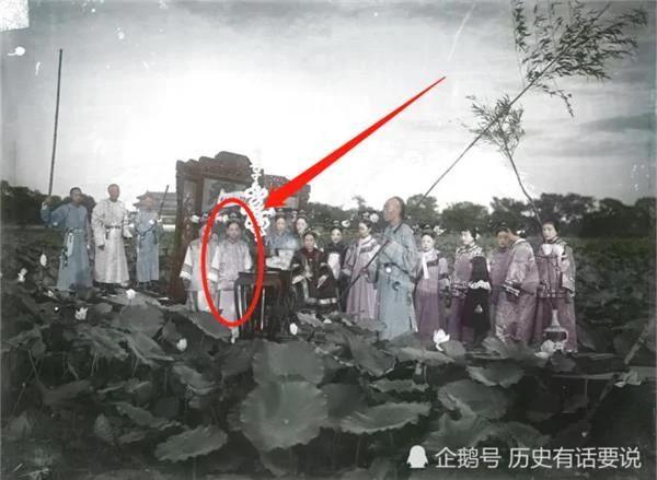 晚清皇宫公认第一美女 慈禧每次照相必带上她!