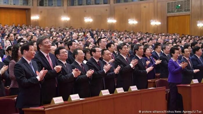 China Nationaler Volkskongress in Peking (picture-alliance/Xinhua News Agency/Li Tao)