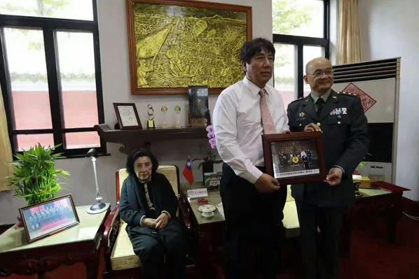 【老照片】鬼子进村和人海战术 共军和日军哪个更扰民?