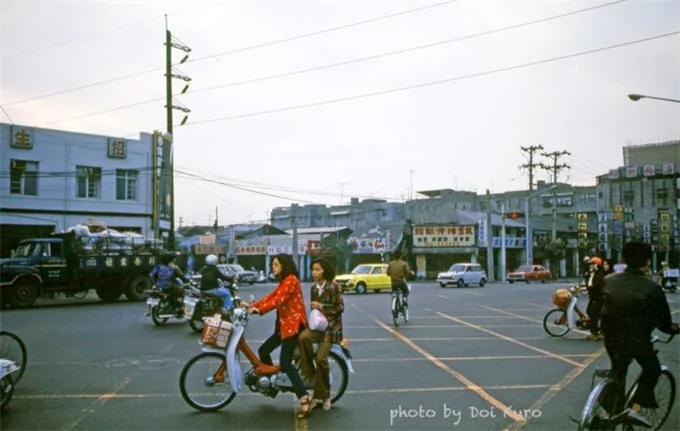 一名日本人拍摄的1979年台湾:陌生又熟悉 图8的新娘太美不敢看!