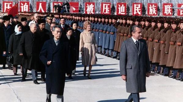 【老照片】“第一夫人”新解 当年整胡风的人后来没一个得好下场